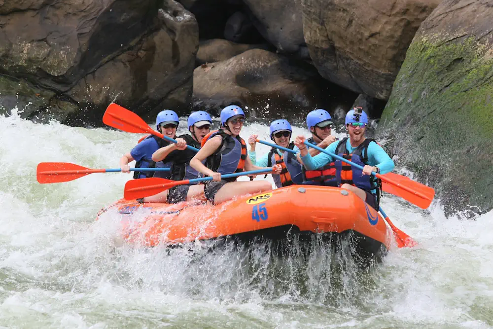 Incentive rafting suisse Incentive entreprise Suisse Funprod - rafting entre collaborateurs
