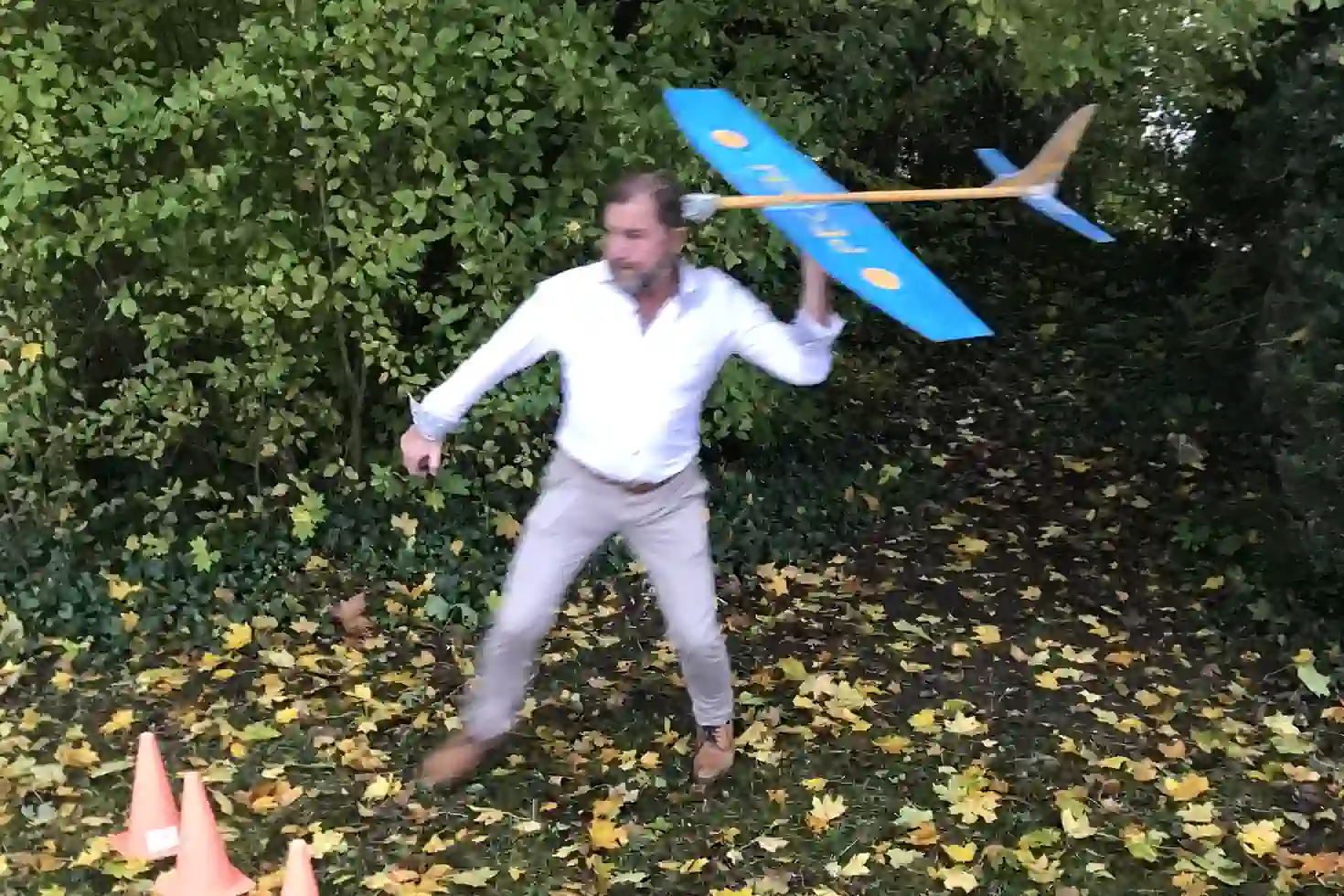construction avion carton teambuilding creatif construction avion carton teambuilding creatif