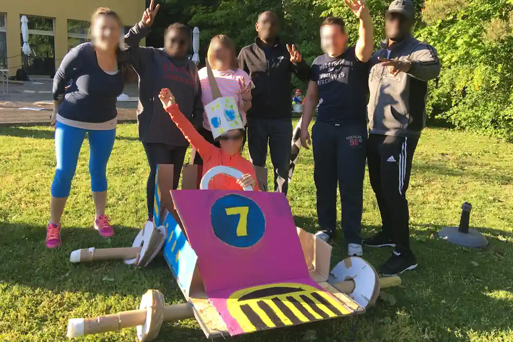 construction voiture carton teambuilding créatif
