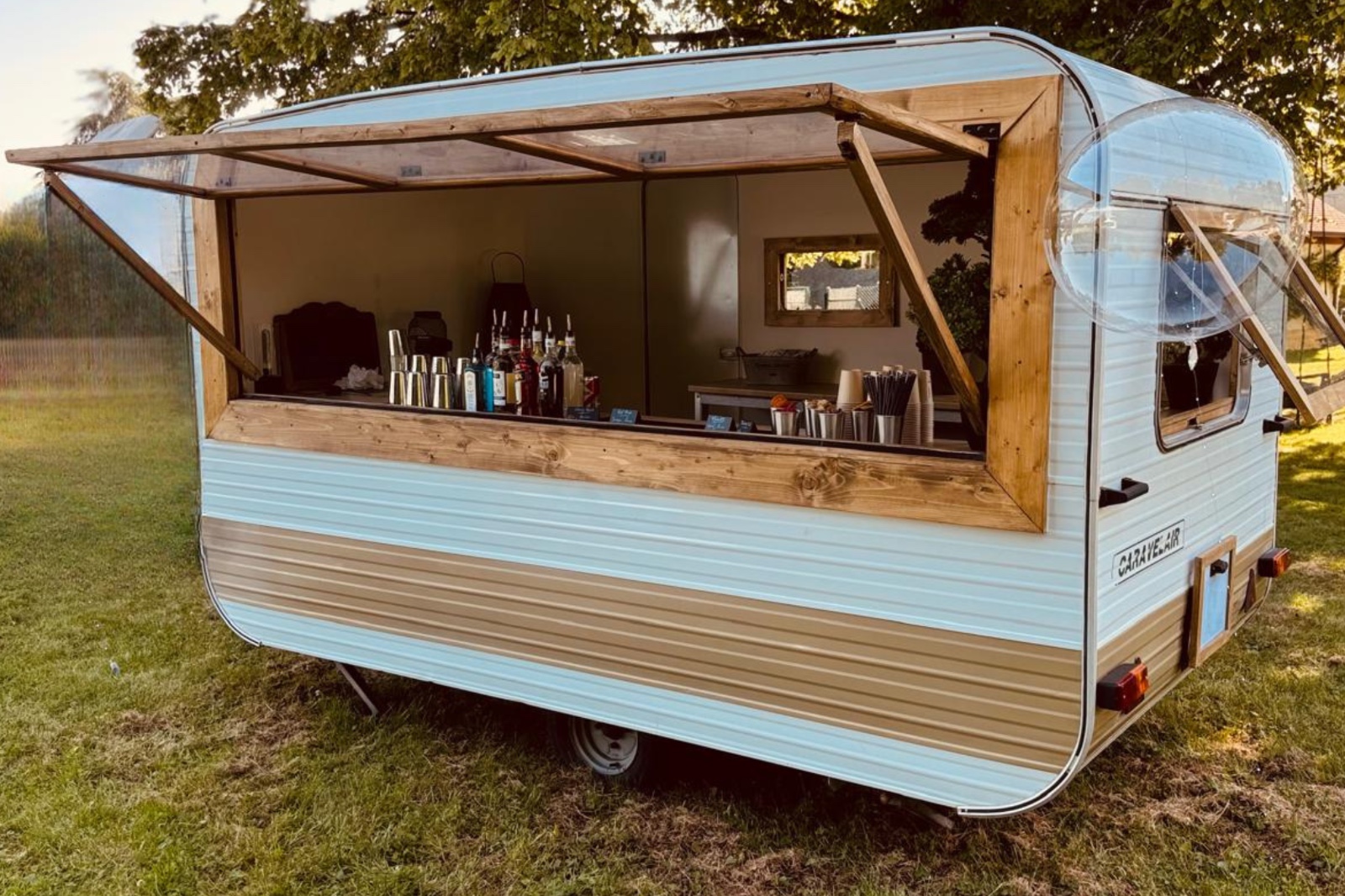 location roulotte cocktail truck sortie entreprise location roulotte cocktail truck sortie entreprise